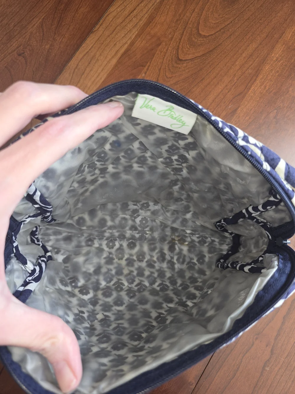 Vera Bradley Navy and White Quilted Floral Cosmetic Pouch, Lined, GUC